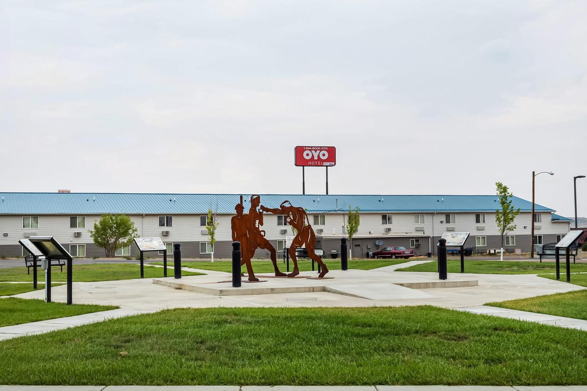 Oyo Hotel Shelby Mt Hwy 2 & I-15 외부 사진