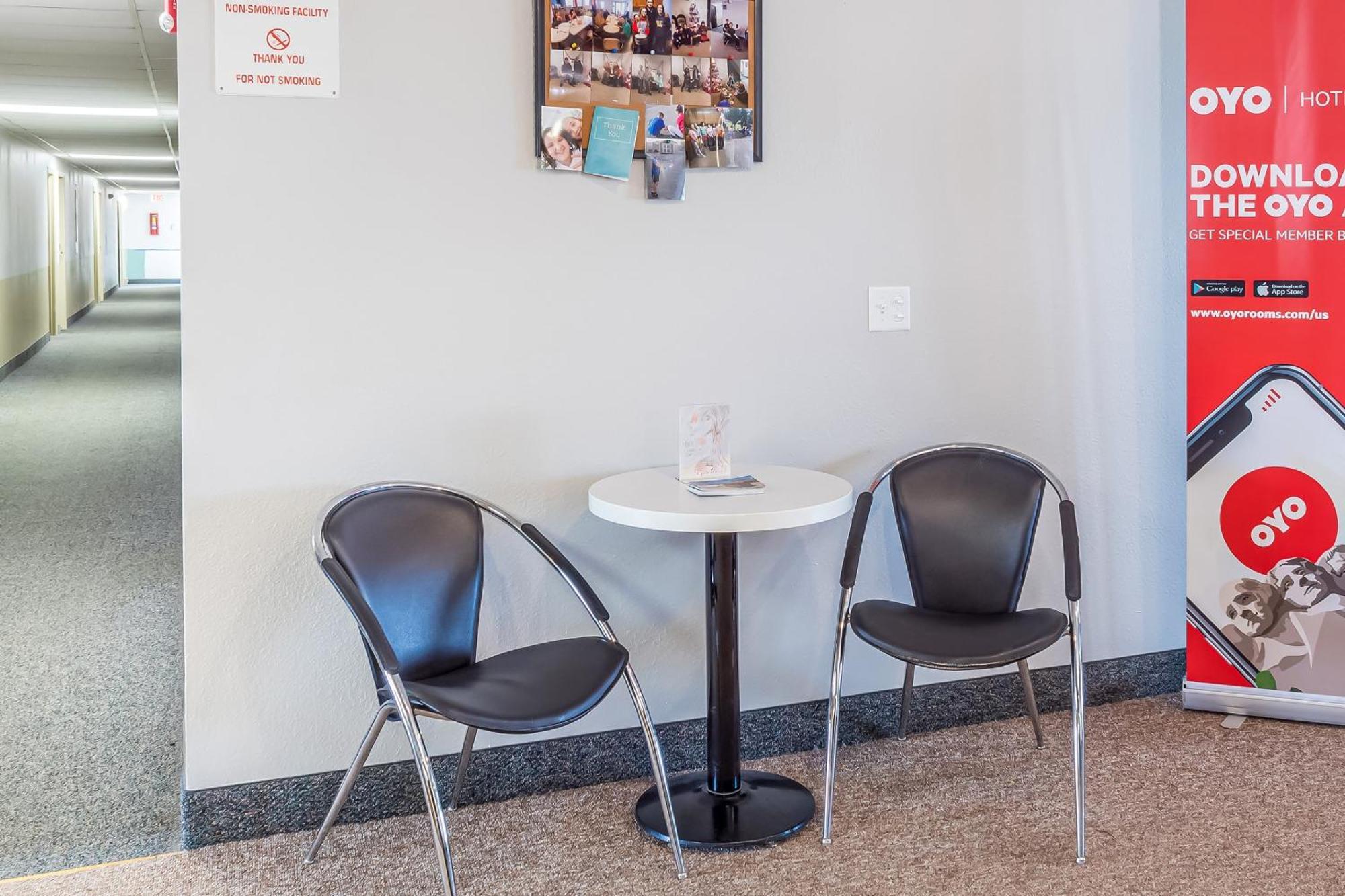 Oyo Hotel Shelby Mt Hwy 2 & I-15 외부 사진